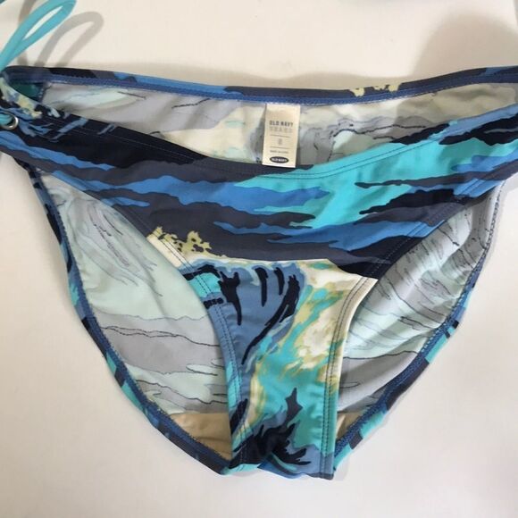 Old Navy bikini set - - Picture 2 of 8